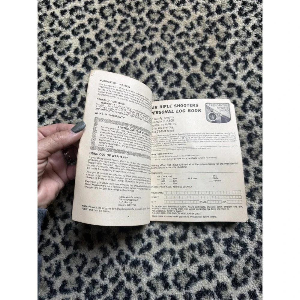 DAISY Power Line Model 880-881 Multi-Pump Pneumatic Operation Manual VTG‎